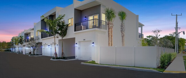 Photo - Pearl at Pompano Beach Townhomes