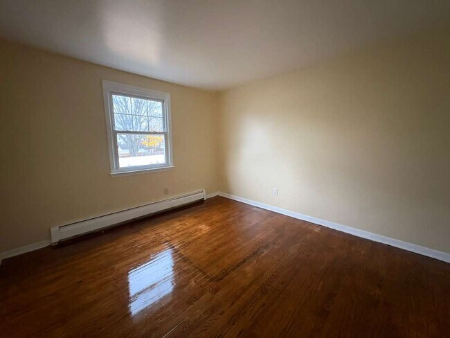 Photo - 880 First Ave Unit 4