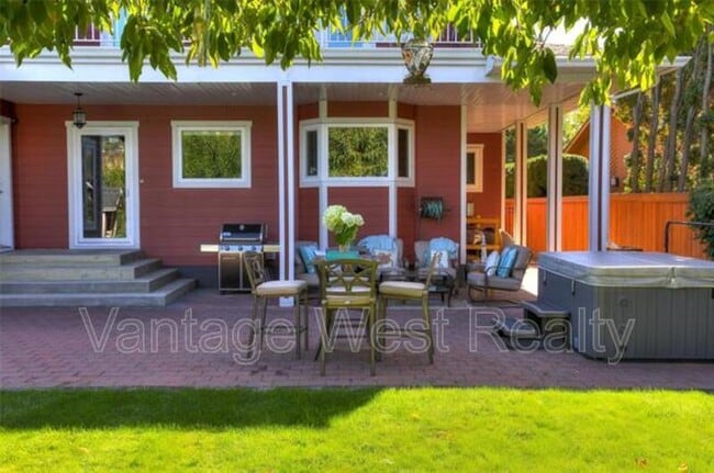 Photo - 1556 Pritchard Dr
