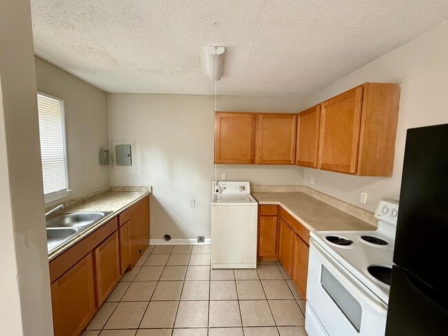 Photo - 1132 Montcalm St