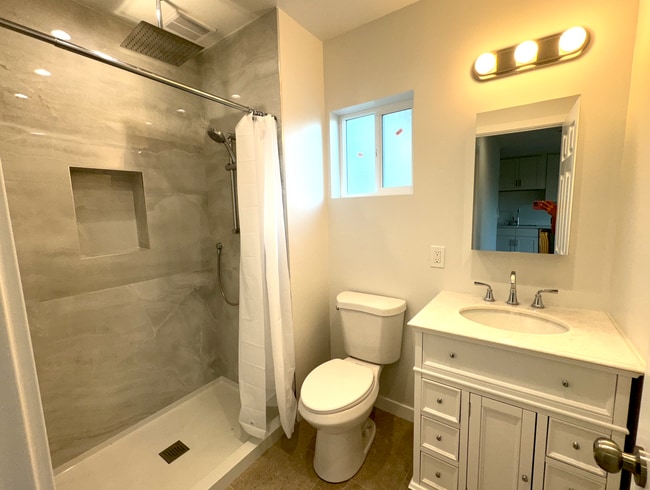 Photo - Canyon View Duplex w/ utilities (electric) included