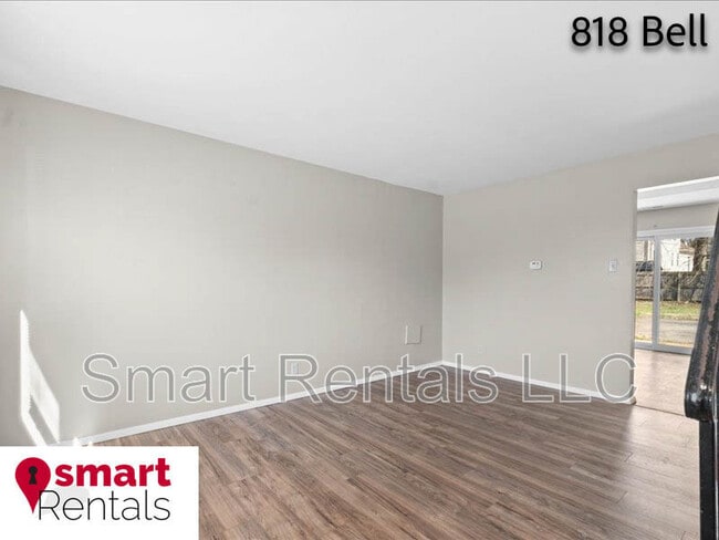 Photo - 818 Bell Ave