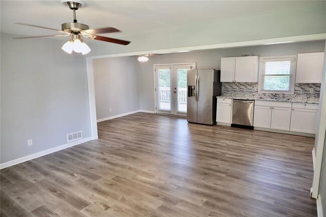 Photo - 4867 Flint Hill Rd SW