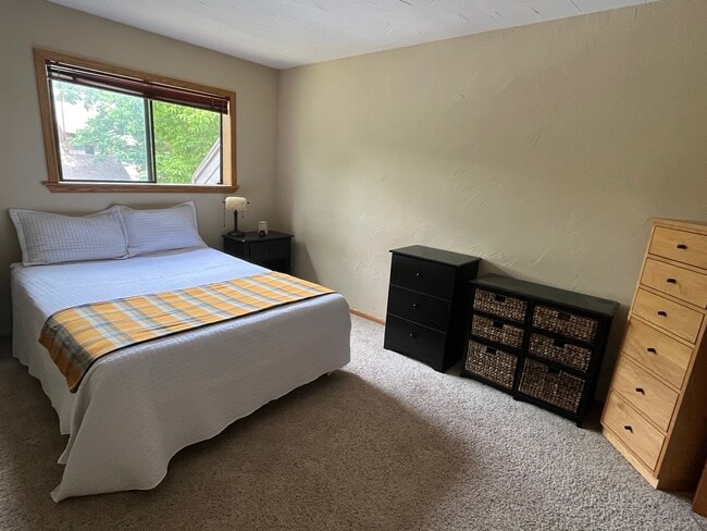 Photo - 3092 Edison Ct