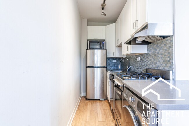 Photo - 511 W Belmont Ave Condo Unit 32