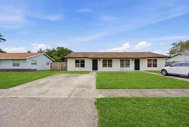 Photo - 3846 Roan Ln