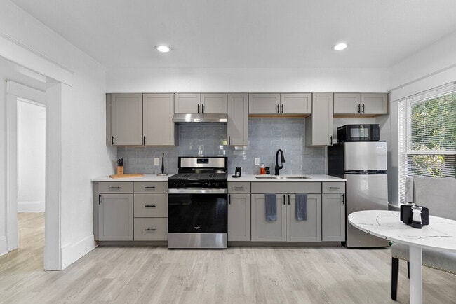 Photo - 316 E Amelia St Unidad ID1363947P