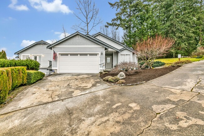 Beautiful 3-Bedroom Steilacoom Condo - Beautiful 3-Bedroom Steilacoom Condo