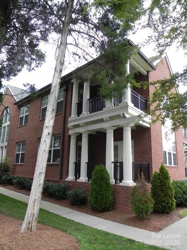 Photo - 128 Steinbeck Wy Unidad F Rental