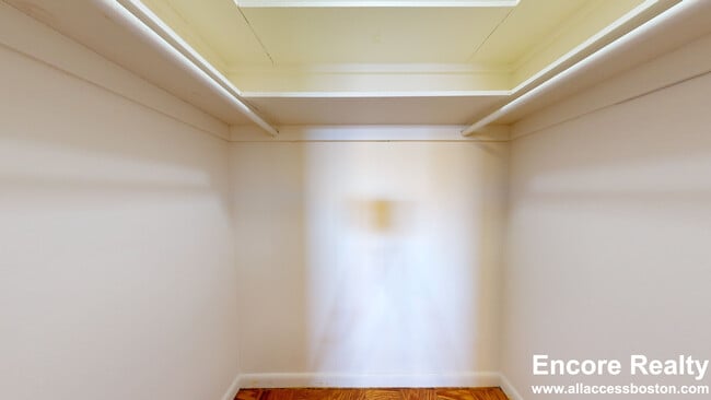 Photo - 82 Monmouth St