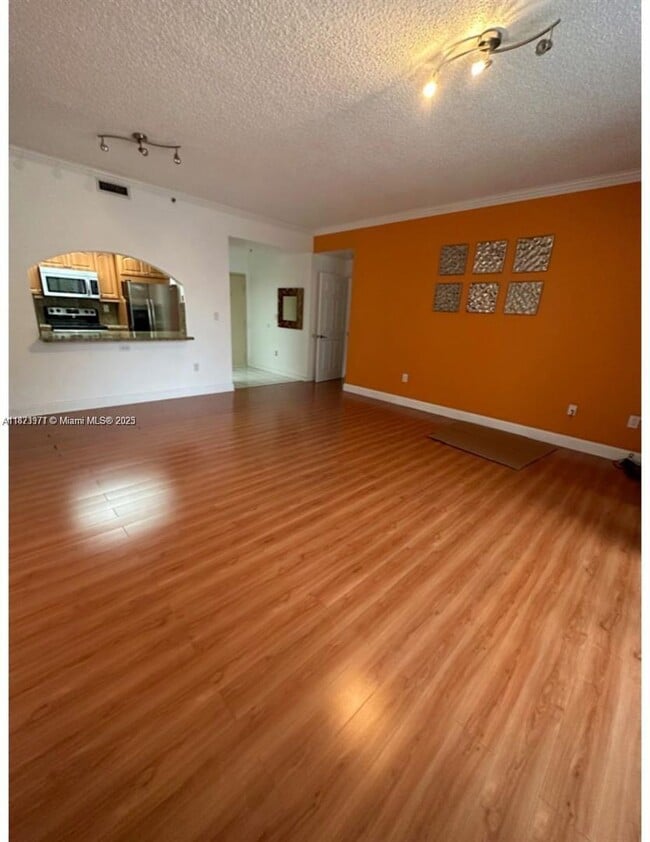 Photo - 9725 NW 52nd St