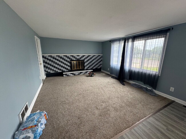 Photo - Spacious 4-Bed, 3-Bath Gem on Regent Ave - Your Dream Home Awaits in Brooklyn Park