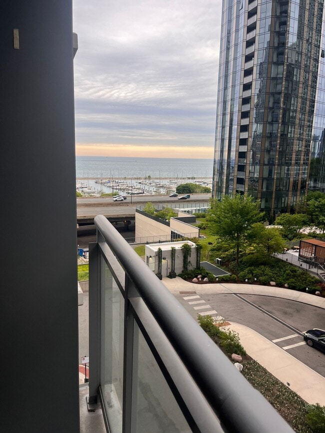 Photo - 450 E Waterside Dr Unit 407