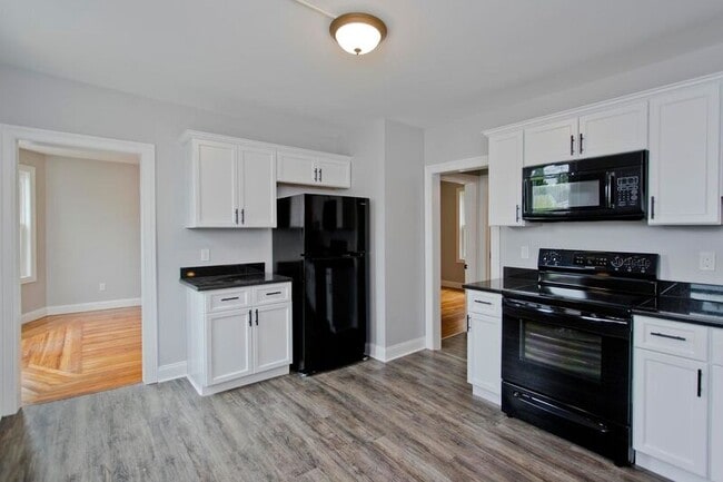 Photo - 104 Moore St Unidad 1st FL