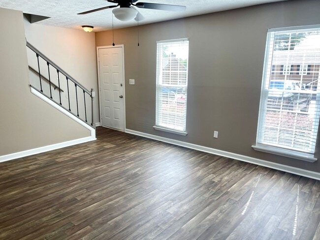 Photo - Welcome to this stylish and contemporary 2...