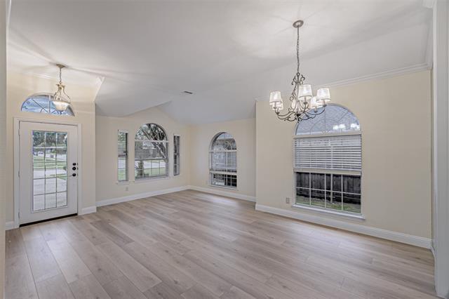 Photo - 10601 Robincreek Ln