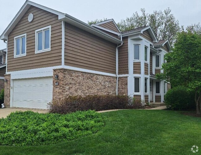 Building Photo - 110 Woodstone Dr Rental