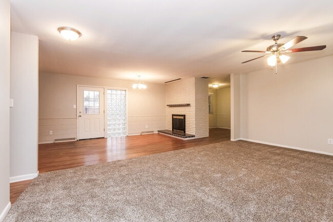 Photo - 7605 Kimberly Dr