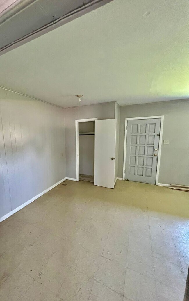 Photo - 422 Ave A W Unit Ave A #2