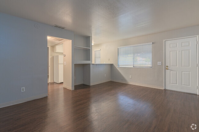 1BR, 1BA - 585SF - Living Room - Brockford Place Apartments
