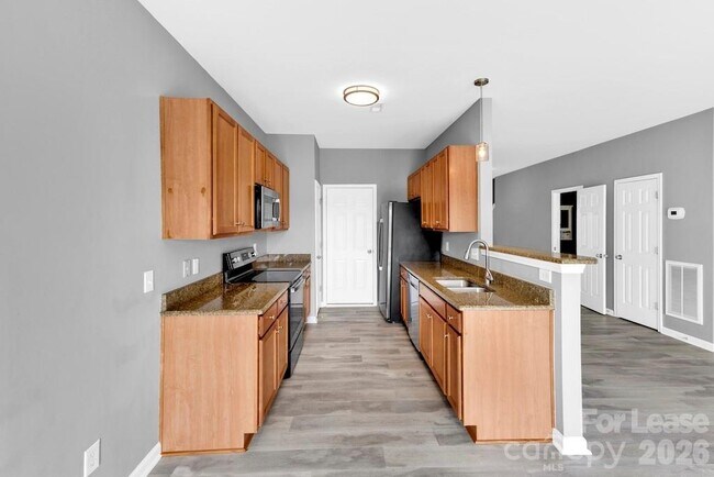 Photo - 9598 Walkers Glen Dr NW