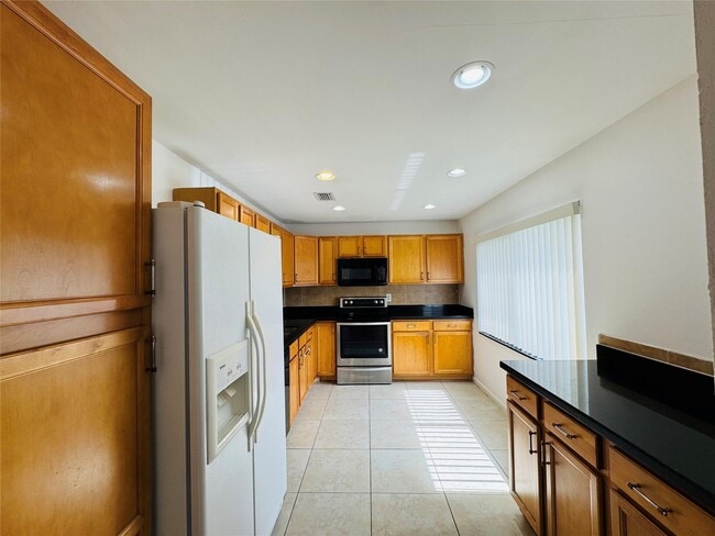 Building Photo - 16360 Water Way Rental