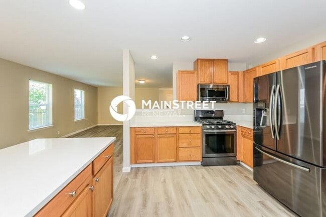 Photo - 3 Bedroom Pet-Friendly Home in Graham, WA with Main Street Renewal