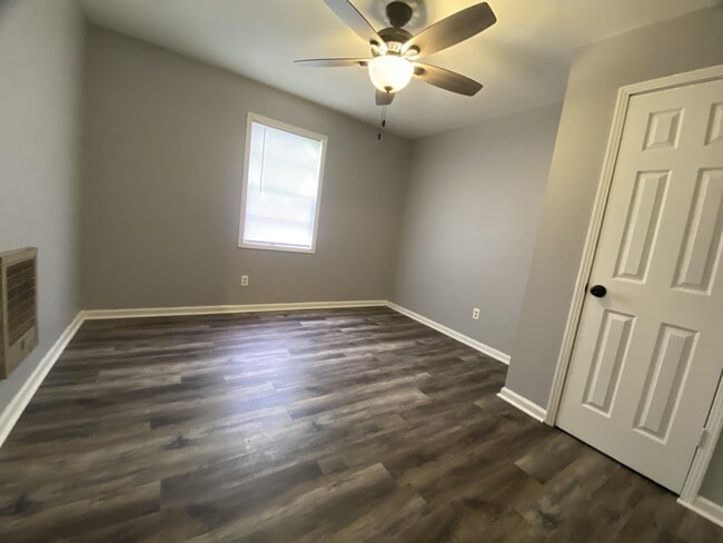 Photo - 311 S Bond Ave