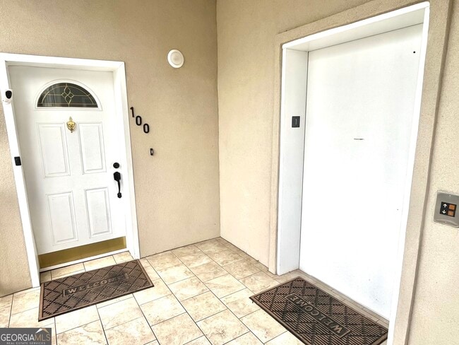 Photo - 122 Shady Brook Cir Unit 100