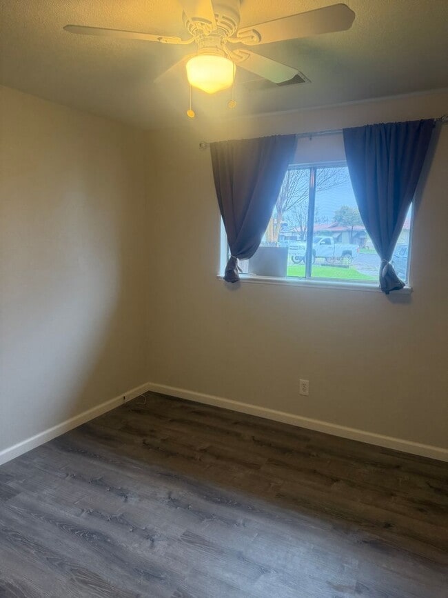 Photo - Great 3 bedroom 2 bath home some utilities included