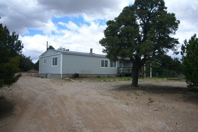 Photo - 3 Bedroom 2 Bathroom House in Outer Cedar City