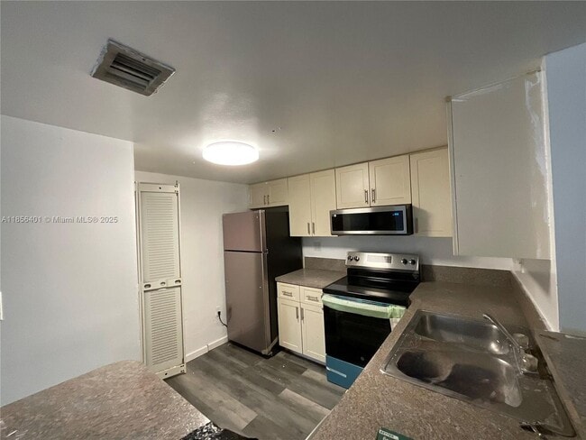 Building Photo - 9877 Nob Hill Ct Rental