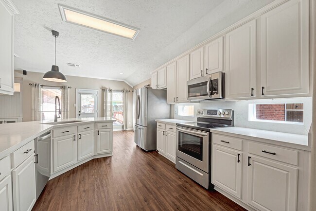 Photo - 135 W Russet Grove Cir