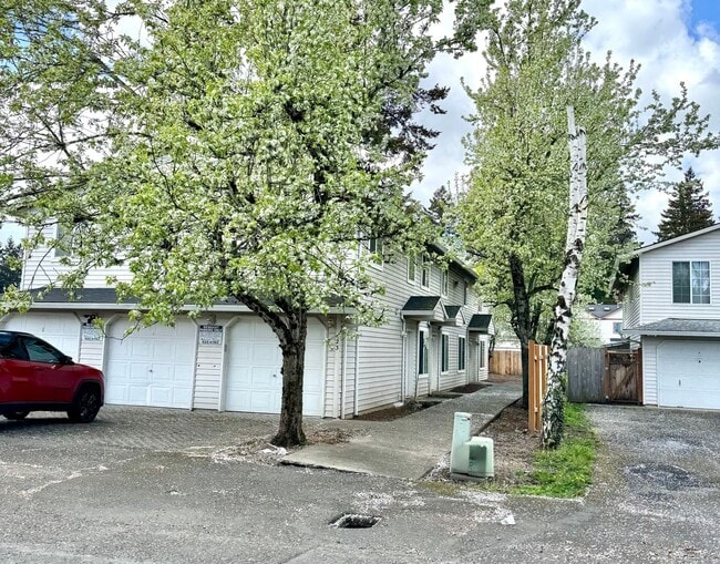Photo - 423 SE 143rd Ave Unit 1