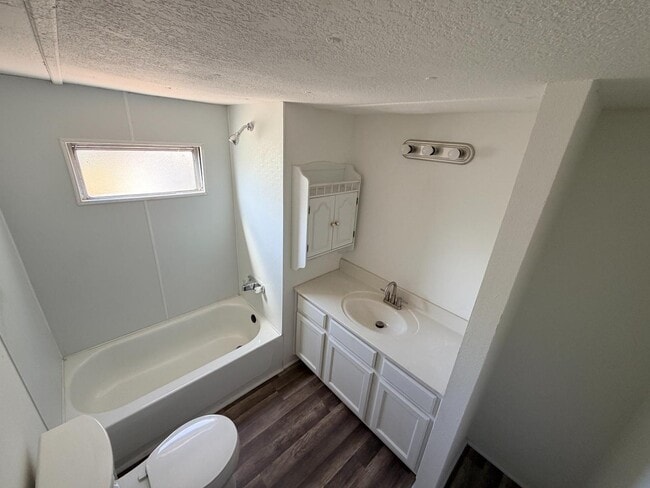 Photo - 2545 Park Dr