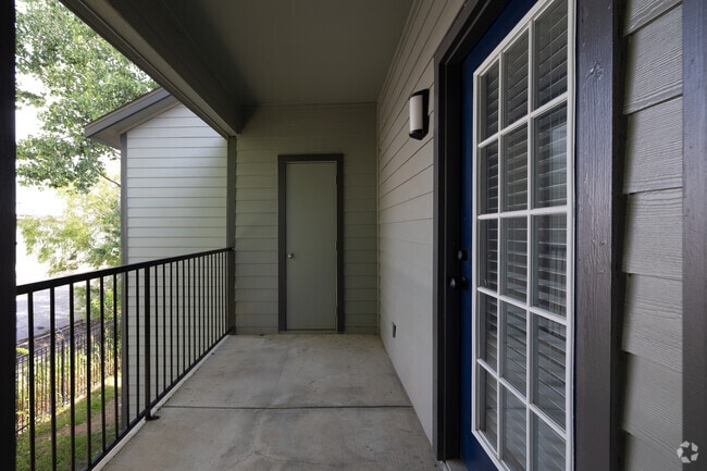 3BR, 2BA - 1,199 - Balcony - Clear Creek Meadows Apartments