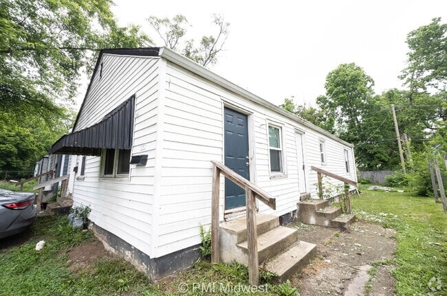 Building Photo - 1031 N Centennial St Rental