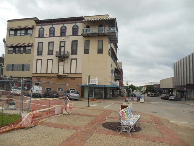 Photo - 212 Jefferson St Unidad 212-12