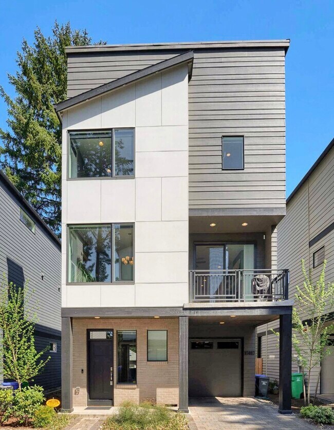 Photo - 10410 SW 46th Pl