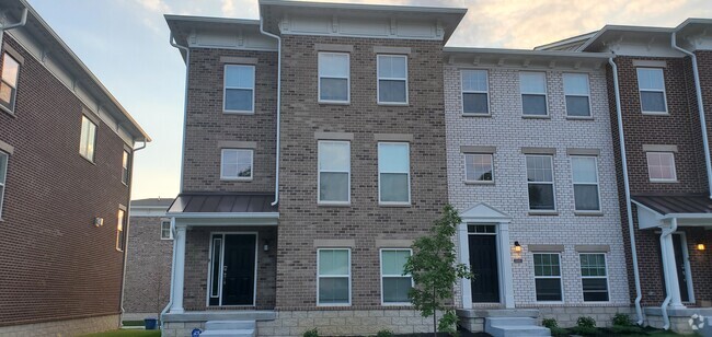 Building Photo - 13841 Gatsby Dr Rental