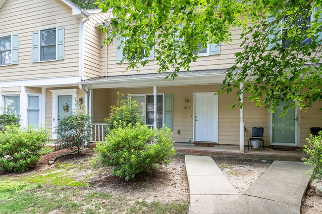 Photo - 839 Dalewood Dr