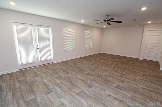 Photo - 7818 Lakeside Oaks Dr