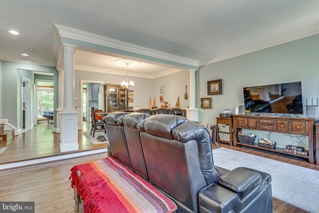 Photo - 10468 Breckinridge Ln