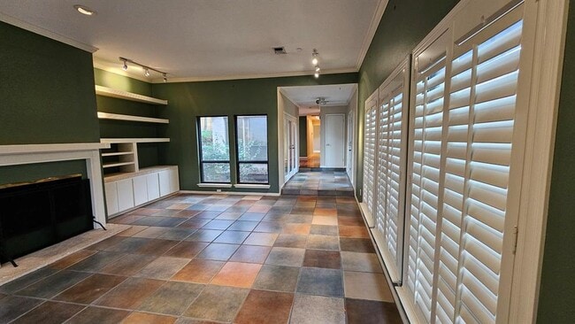 Photo - 4902 Westview Dr