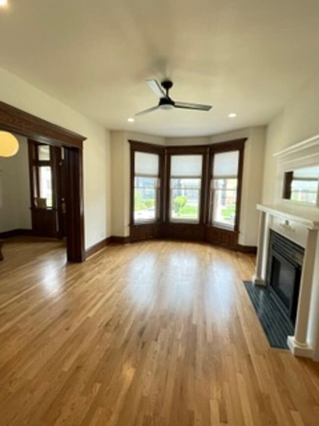 Photo - 5168 Enright Ave
