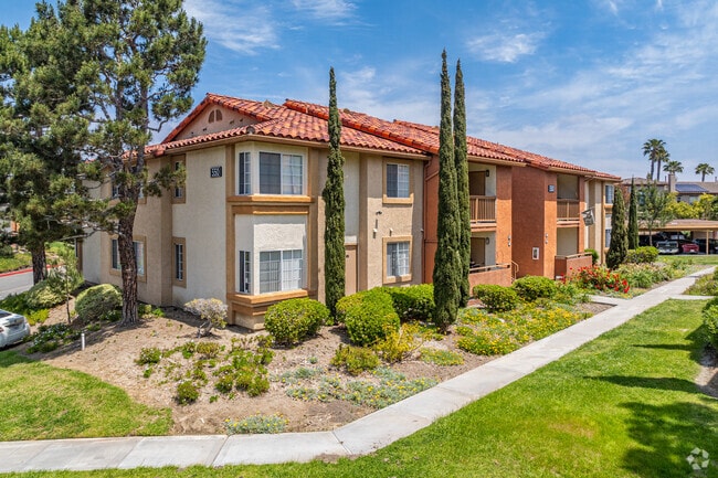 Building Photo - Riverview Springs Rental