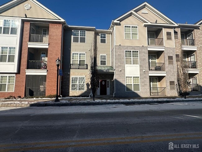 Building Photo - 45 Roosevelt Ave Unit 2301