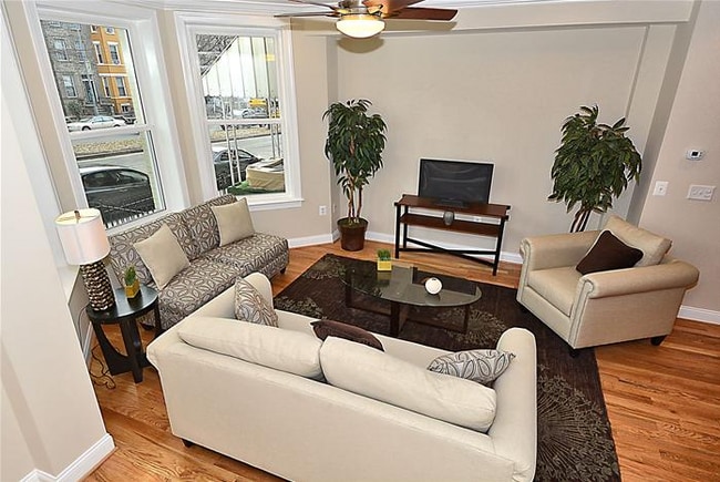 Photo - 21 Rhode Island Ave NW