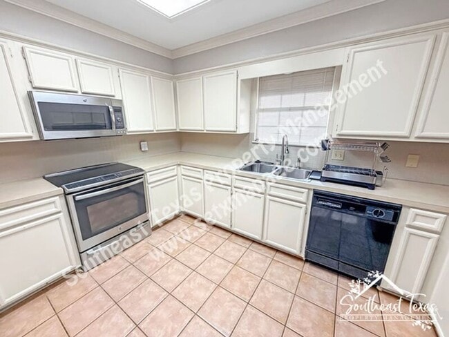 Photo - 6345 Tahoe Dr