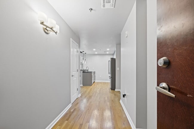 Building Photo - 415 Church St Unit 1507 Rental